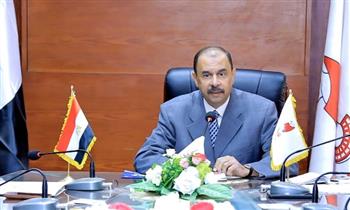  محافظ سوهاج يوجه بتعميم وضع "الباركود" على رخص البناء لضبط المنظومة العمرانية