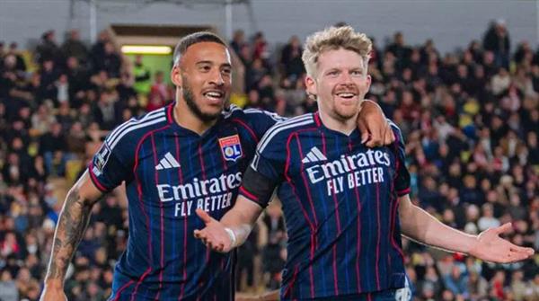 ليون يحقق فوزا ثمينا على موناكو 3ـ1 في الدوري الفرنسي
