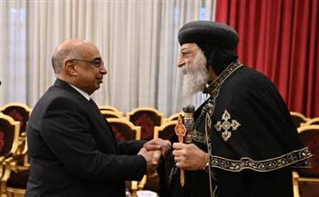 وزير العدل يهنئ البابا تواضروس برأس السنة وعيد الميلاد المجيد