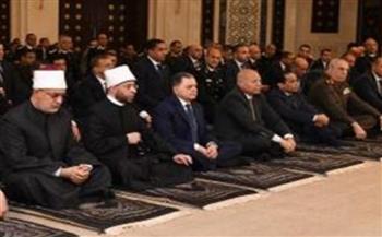   وزير الداخلية يؤدي صلاة الجمعة بمسجد الشرطة بالقاهرة الجديدة