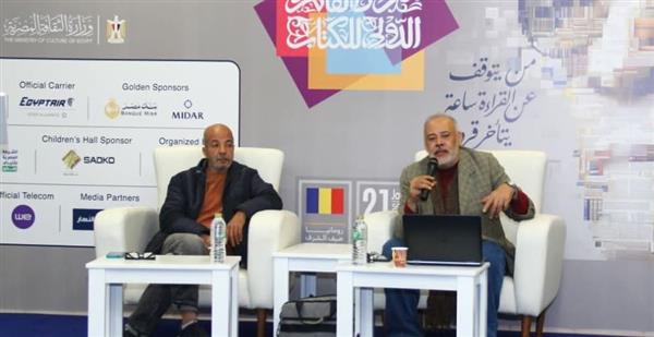 لقاء مع الشاعر مسعود شومان في معرض القاهرة الدولي للكتاب