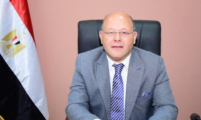 رئيس جامعة سوهاج: صرف مكافأة 2000 جنيه للعاملين بالجامعة تقديرا لجهودهم