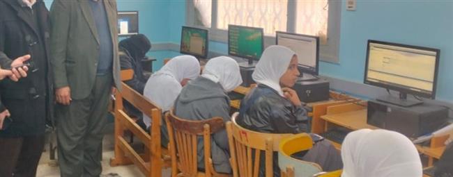 طلاب الصف الأول الثانوي الأزهري يؤدون امتحان البرمجة والذكاء الاصطناعي عبر المنصة اليابانية «Sprix»