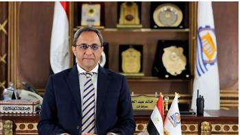   محافظ قنا يهنئ البابا تواضروس الثاني بمناسبة عيد الميلاد المجيد