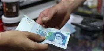   إيران تضاعف الإعانات الشهرية لمواطنيها بعد ارتفاع التضخم وانهيار العملة