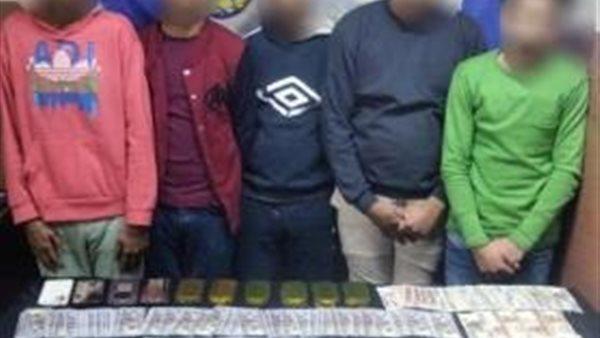 القبض على دجالين أجانب بتهمة النصب على المواطنين