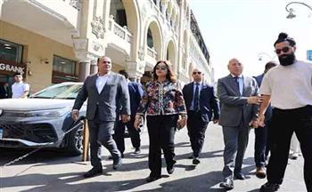 عوض وصابر يتفقدان أعمال تطوير شارع إبراهيم بمنطقة الكوربة بمصر الجديدة