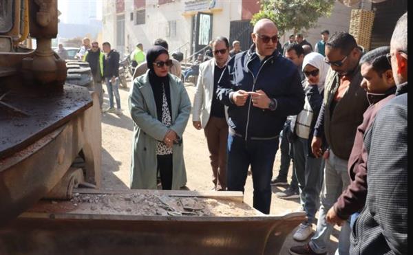 عطية يُجري جولة ميدانية موسعة لمتابعة مشروعات الرصف وتطوير المحاور الجديدة بـ 4 مدن