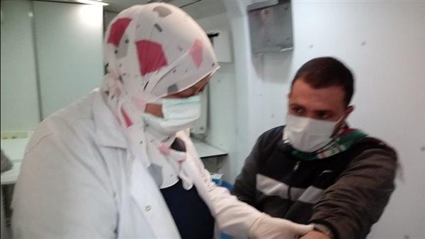 فحص 547 مواطنًا ضمن قافلة طبية بالإسماعيلية