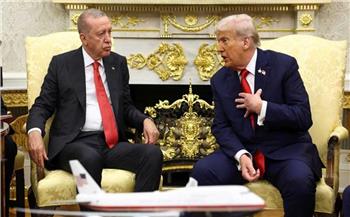   أردوغان وترامب يبحثان العلاقات الثنائية وملفي غزة وفنزويلا