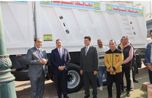 محافظ المنوفية: توريد سيارات نقل جديدة حمولة 50 طنا لدعم منظومة النظافة