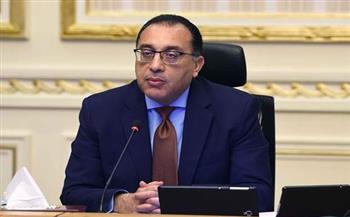   مدبولي يشيد بالأطقم الطبية ويؤكد أولوية الصحة