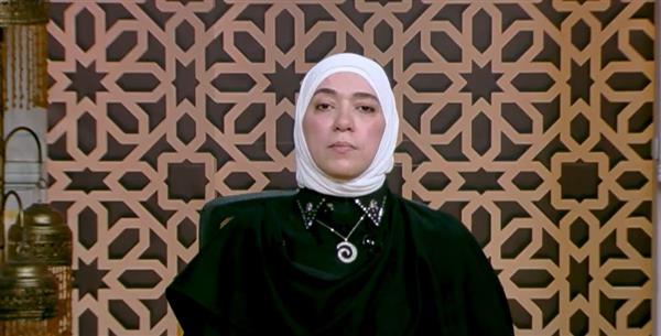 دينا أبو الخير: كل متعلقات الأم بعد وفاتها تركة تُقسم شرعًا