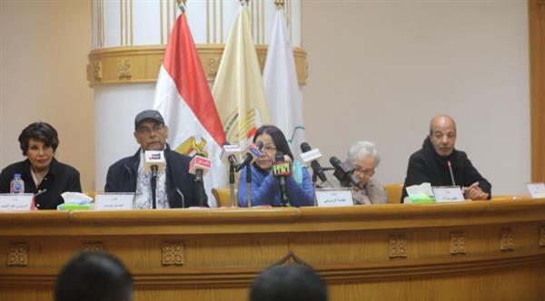 عبلة الرويني: مهرجان المسرح العربي يدعم الحياة ويملك مشروعًا مهمًا