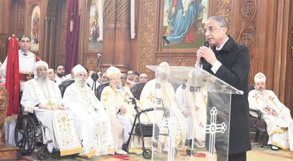 محافظ الفيوم يزور الكنائس لتقديم التهنئة للإخوة الأقباط بعيد الميلاد المجيد