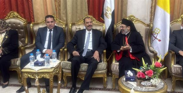 محافظ سوهاج يزور المطرانيات لتقديم التهنئة للأخوة الأقباط بمناسبة عيد الميلاد المجيد