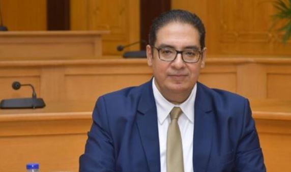 رئيس جامعة القاهرة الأهلية: إنشاء وحدة لمناهضة العنف ضد المرأة لتعزيز القيم الإنسانية