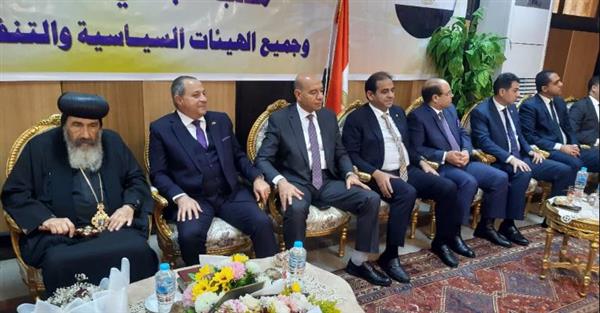 رئيس جامعة بورسعيد يهنئ الأنبا تادرس مطران بورسعيد بعيد الميلاد المجيد