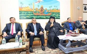   محافظ الجيزة يهنئ الأقباط بعيد الميلاد .. ويؤكد : المصريون نسيج واحد