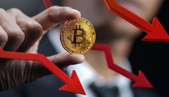 تراجع بتكوين في آسيا مع تصاعد المخاطر الجيوسياسية