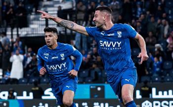   الهلال يفوز بثلاثية على الحزم ويعزز صدارته للدوري السعودي