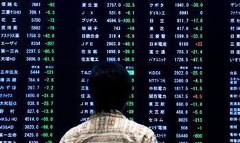 الأسهم الآسيوية تتراجع مع استمرار ضغوط السندات وتراجع توقعات رفع الفائدة الأمريكية