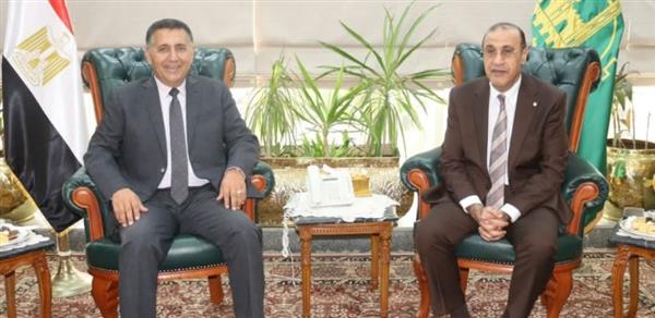 محافظ القليوبية يستقبل مدير الأمن لبحث عدد من الملفات الخدمية والأمنية
