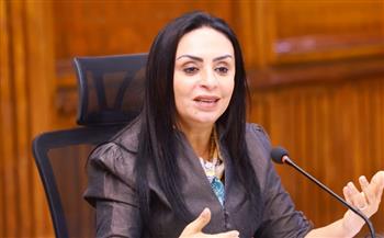   وزيرة التضامن تتابع تداعيات حادث تريلا وميكروباص بالطريق الأوسطي