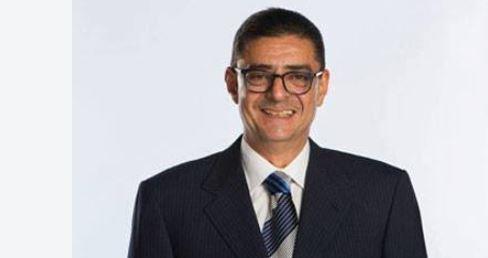 الأهلي يساند محمود طاهر ويتمنى له الشفاء العاجل