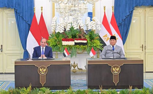 الرئيس السيسى يؤكد أهمية مواصلة العمل على تطوير مختلف جوانب الشراكة الاستراتيجية بين مصر وإندونيسيا