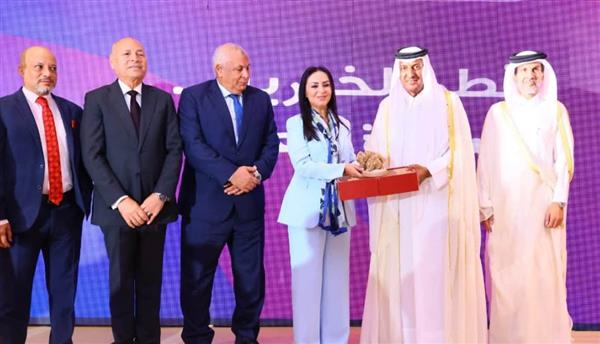 محافظ مطروح يشارك حفل افتتاح "قطر الخيرية" في مصر بحضور وزيرة التضامن