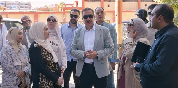 محافظ بورسعيد يتابع تطوير بورفؤاد ويهدد بسحب الأعمال من الشركة المتأخرة