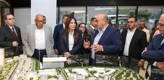 وزيرة الإسكان تطّلع على مستجدات تنفيذ مشروع «205» بمدينة الشيخ زايد