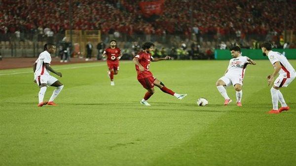خبير تحكيمي إيطالي يحسم الجدل بشأن ركلتي جزاء الزمالك أمام الأهلي