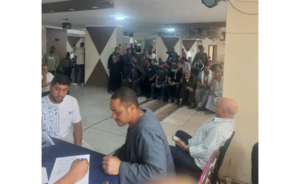 محافظ أسيوط: استمرار المقابلات حتى الخميس لتوفير فرص عمل بمشروع المحطة النووية