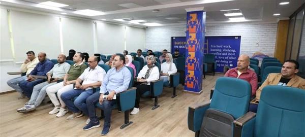 محافظ كفر الشيخ يتابع تدريب العاملين لتيسير تراخيص المحال العامة