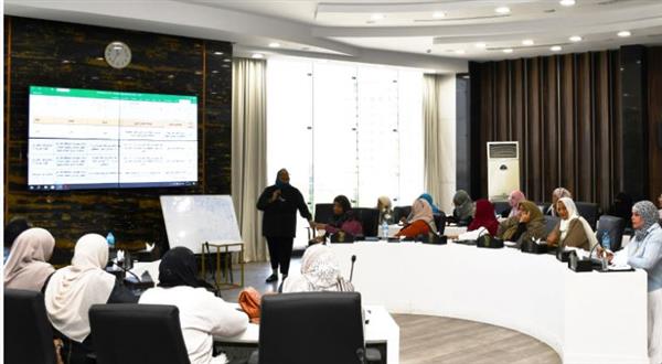 محافظ أسوان يؤكد اهتمام الدولة بالقضية السكانية تنفيذا لمستهدفات رؤية مصر 2030