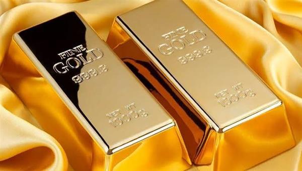 الذهب يغلق على انخفاض قبيل صدور بيانات التضخم الأمريكية