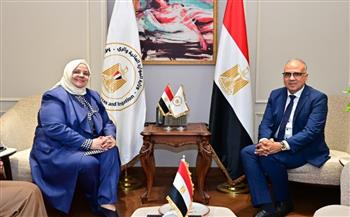   سويلم ومدير مركز"سيسريك" بمنظمة التعاون الإسلامي يبحثا التعاون بمجال الموارد المائية