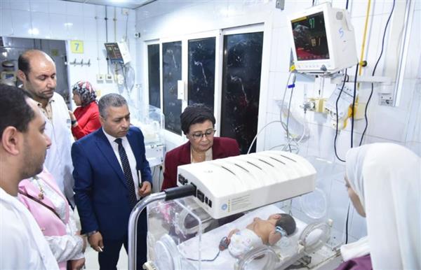 نائب وزير الصحة تتفقد المنشآت الصحية بالدقهلية وتوجه بتحسين خدمات رعاية الأم والطفل