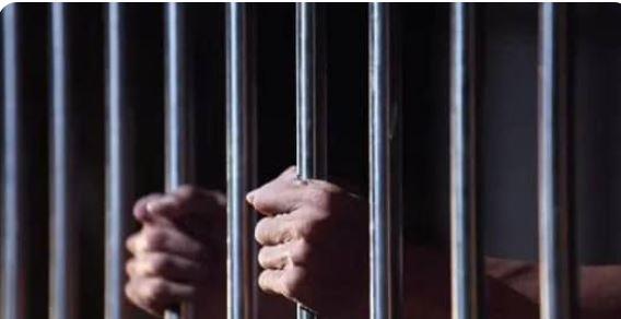 ضبط عاطل بتهمة الاعتداء على موظفتين بوحدة صحية في العياط