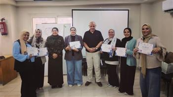   محافظ أسيوط: تأهيل 12 مدربة لدعم تطوير الحضانات والارتقاء بخدمات الطفولة المبكرة