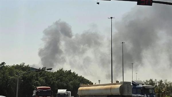 الدفاع المدني السعودي: إصابة شخص جراء سقوط شظايا صاروخ في الرياض