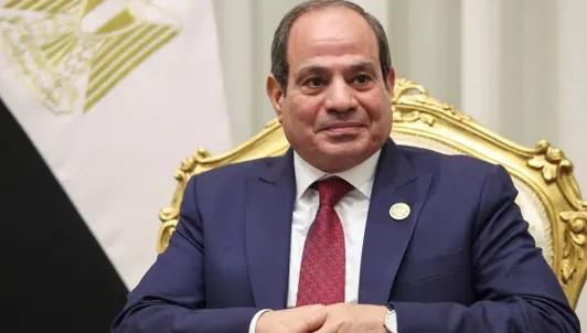 السيسي: تحديات 2013 تمثلت في استعادة الدولة والحفاظ على هويتها الوطنية