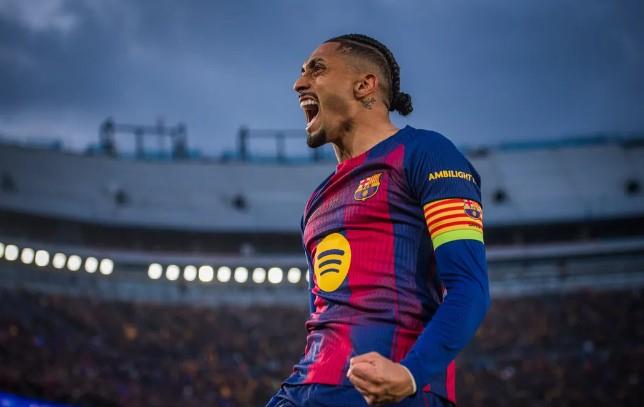 رافينيا يقترب من العودة لبرشلونة قبل الكلاسيكو