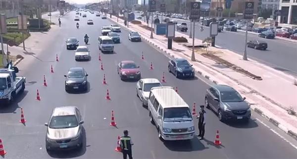 حركة المرور في القاهرة والجيزة.. سيولة بالمحاور الرئيسية صباح الخميس