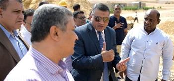   محافظ قنا يتابع تنفيذ المحطة الوسيطة بالمحروسة لدعم منظومة النظافة وإدارة المخلفات