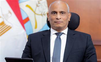   محافظ كفرالشيخ يوجه بتوظيف الذكاء الاصطناعي لتطوير العمل الحكومي