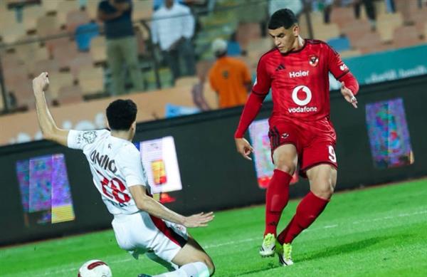 شوبير يكشف حقيقة تعطل تقنية الفيديو في مباراة الأهلي والزمالك