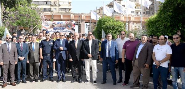 رئيس جامعة المنصورة يشهد انطلاق ماراثون «من العبور إلى الجمهورية الجديدة»